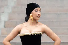 Schiaparelli : Outside Arrivals - Paris Fashion Week - Haute Couture Fall/Winter 2023/2024