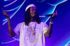 "Spinning Gold" Premiere - Show