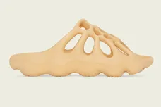 adidas-Yeezy-450-Slide-Cream-GZ9864