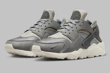 nike-air-huarache-light-smoke-grey-iron-grey-fb8988-001-8
