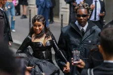 Balenciaga : Outside Arrivals - Paris Fashion Week - Haute Couture Fall/Winter 2023/2024