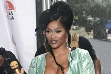 Joseline Hernandez Bobby Lytes Renaissance Outfit Haters