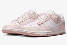 Nike-Dunk-Low-Pink-Gingham-FB9881-600-4