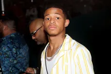 Floyd Mayweather v Logan Paul