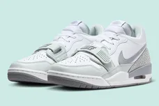 jordan-legacy-312-low-sea-glass-FV8115-101-1