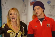 Super Bowl XXXVI - Britney Spears &amp; Justin Timberlake Super Bowl Fundraiser
