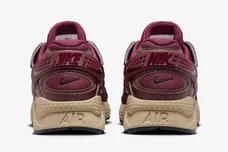 Nike-Air-Huarache-Runner-Night-Maroon-DZ3306-600-5