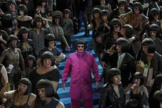 Oliver Tree - Alone In A Crowd Cover Art