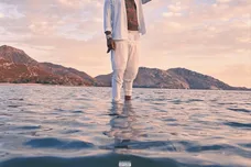 kevin gates god slippers