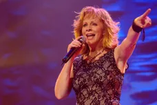 Reba McEntire, Brad Paisley and Terri Clark in Concert at the Philips Arena in Atlanta - April 22, 2005