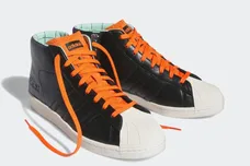 the-simpsons-adidas-pro-model-poochie-IE7563