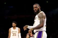 Houston Rockets v Los Angeles Lakers