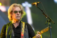 daryl hall net worth