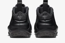 Nike-Air-Foamposite-One-Anthracite-2023-FD5855-001-Release-Date-5
