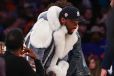 Milwaukee Bucks v New York Knicks