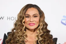 DIVAS Simply Singing! Raising Health Awareness Red Carpet In Honor Of World AIDS Day