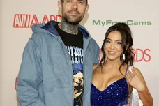 LenaThePlugRealityShow