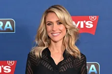 Kristin Cavallari Visits "Extra"