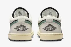 Air-Jordan-1-Low-Anthracite-Jade-Smoke3