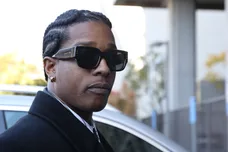 Asap Rocky walks into the courthosue