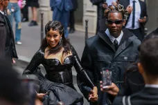 Balenciaga : Outside Arrivals - Paris Fashion Week - Haute Couture Fall/Winter 2023/2024