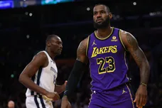 Memphis Grizzlies v Los Angeles Lakers