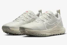 Nike-Pegasus-Trail-4-Give-Her-Flowers-FZ3778-072-4