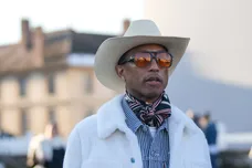 Celebrity Sightings - Paris Fashion Week - Menswear Fall/Winter 2024/2025 - Day Four