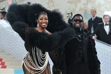 TOPSHOT-US-ENTERTAINMENT-FASHION-METGALA-CELEBRITY-MUSEUM