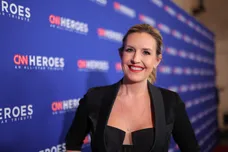 poppy harlow net worth