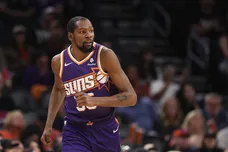Detroit Pistons v Phoenix Suns