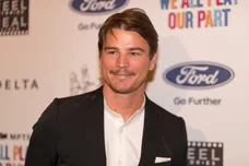 6th Annual Reel Stories, Real Lives Benefiting MPTF - Arrivals