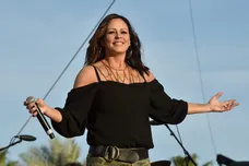 sara evans