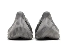 adidas-Yeezy-Foam-Runner-MX-Granite-IE4931-3