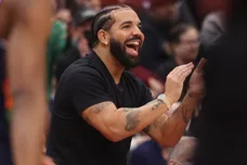 Toronto Raptors vs Philadelphia Flyers