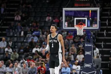 San Antonio Spurs v Memphis Grizzlies