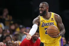 Los Angeles Lakers v Memphis Grizzlies