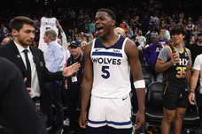 Minnesota Timberwolves v Phoenix Suns - Game Four