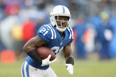 Indianapolis Colts v Tennessee Titans