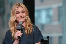 AOL Build Speaker Series - Julia Stiles, "Jason Bourne"