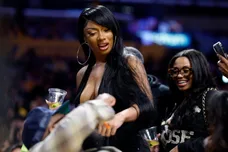 Minnesota Timberwolves v Los Angeles Lakers