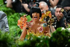 The 2024 Met Gala Celebrating "Sleeping Beauties: Reawakening Fashion" - Street Sightings