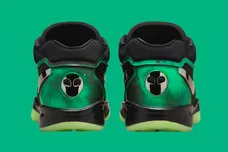 Victor-Wembanyama-Nike-GT-Hustle-2-Alien-FZ7309-900-5