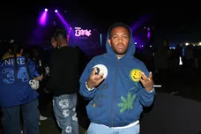 STURDY. Oasis Hydrated By Liquid I.V. - Afro House