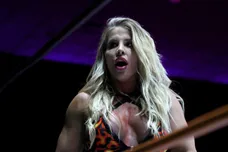 "Lingerie Fighting Championships 37: Back To The Mansion"