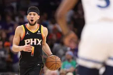 Minnesota Timberwolves v Phoenix Suns - Game Four