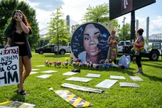 Remembrance Event Held In Louisville To Mark Breonna Taylor's 28th Birthday