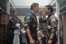 On the set of Top Gun