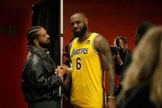 Los Angeles Lakers v Toronto Raptors