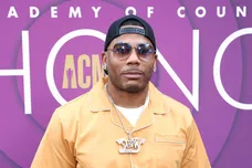 16th Annual Academy of Country Music (ACM) Honors ‚Äì Red Carpet